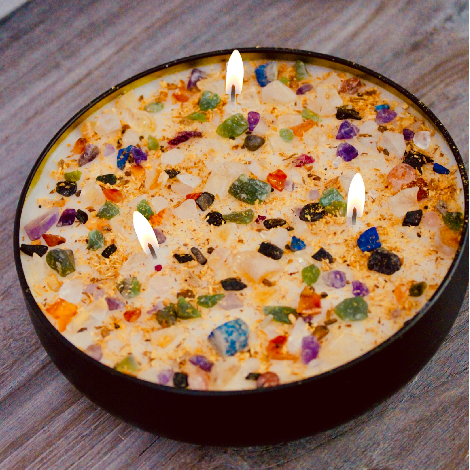 7 Stone Chakra 3 Wick Tin